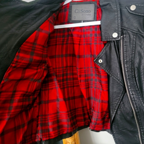 NWOT black faux leather jacket moto jacket size small - Picture 7 of 14